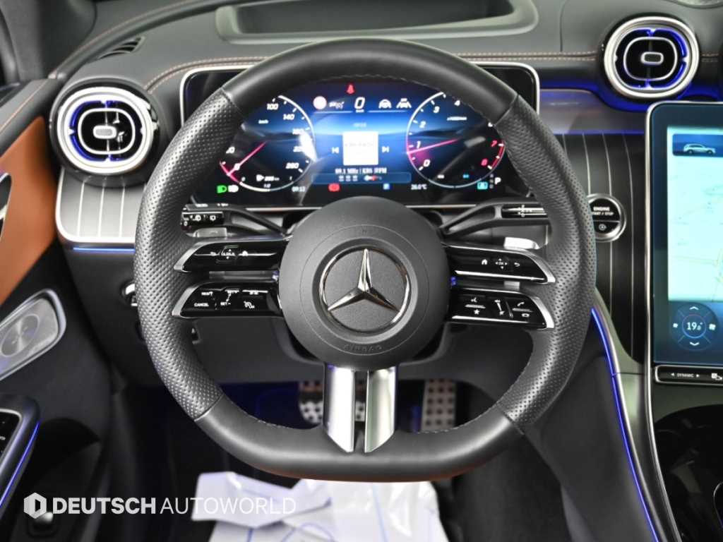 Mercedes-Benz GLC-Class — photo 13