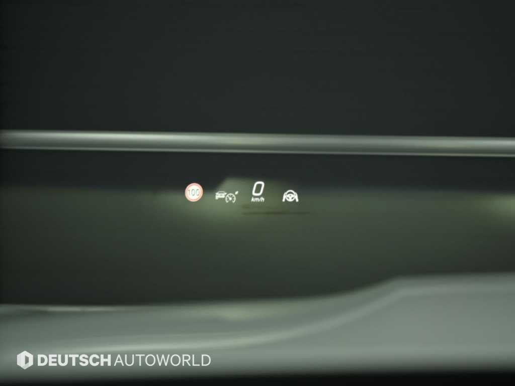 Mercedes-Benz GLC-Class — photo 17