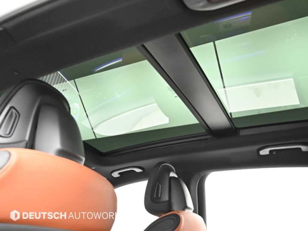 Mercedes-Benz GLC-Class — photo 18