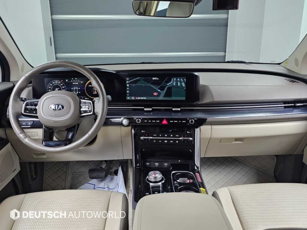 Kia Carnival — photo 07
