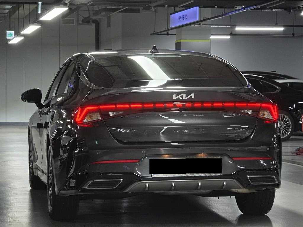 Kia K5 — photo 04