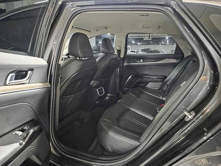 Kia K5 — photo 08