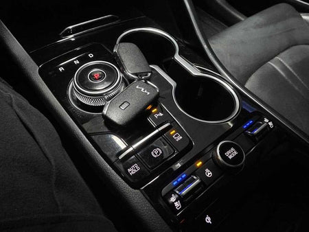 Kia K5 — photo 10
