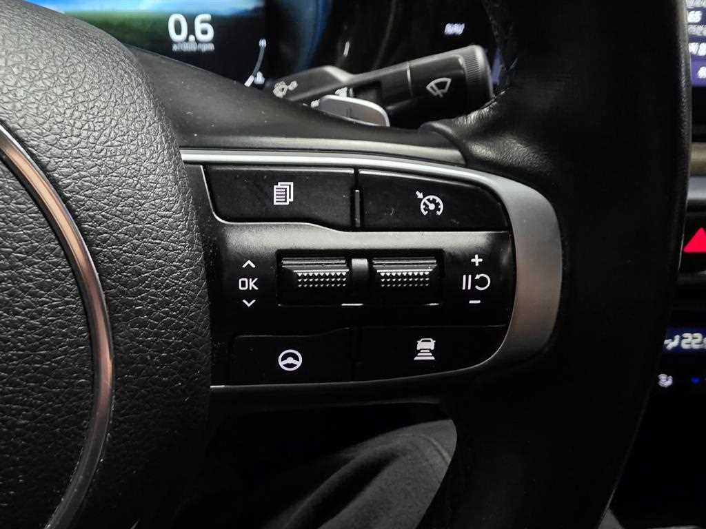 Kia K5 — photo 13