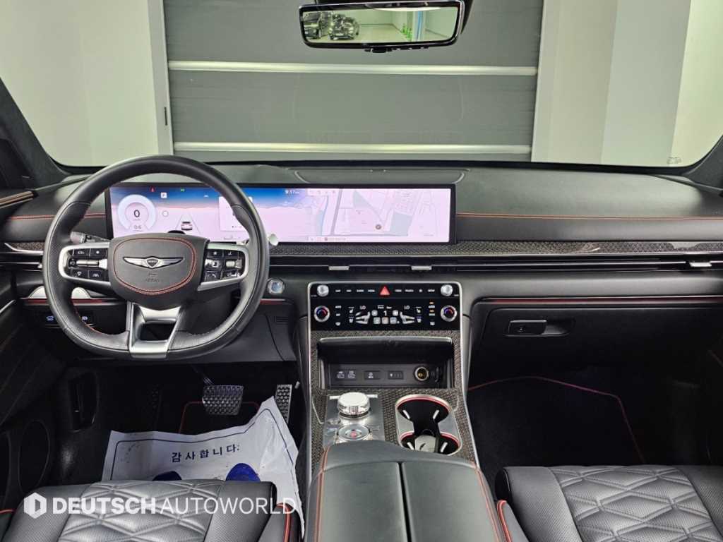 Genesis GV80 — photo 07