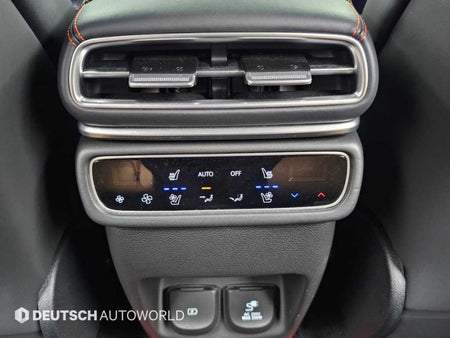 Genesis GV80 — photo 16