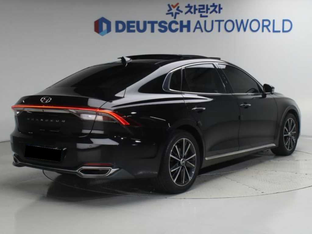 Hyundai Grandeur — photo 02