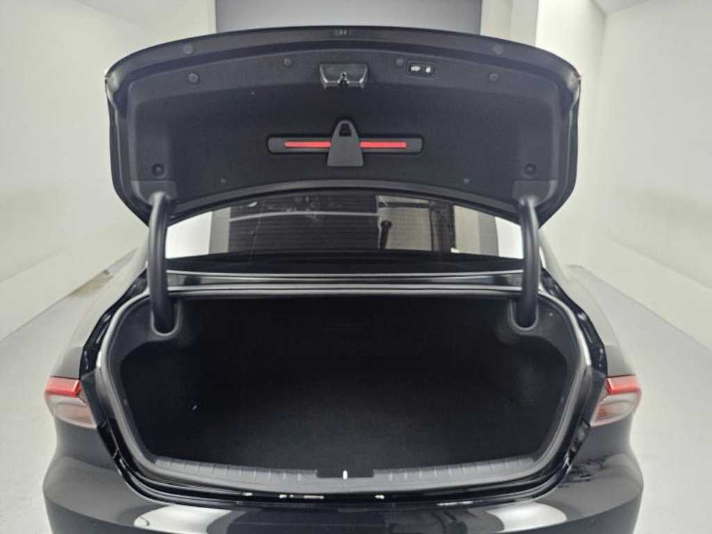 Hyundai Grandeur — photo 19
