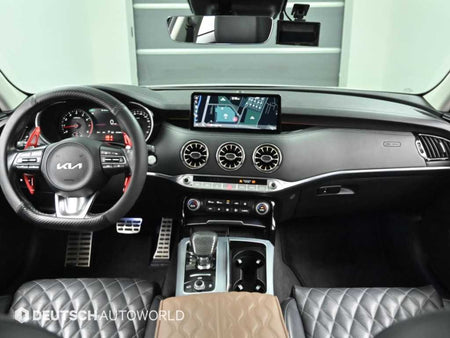 Kia Stinger — photo 07