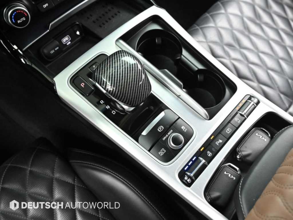 Kia Stinger — photo 09