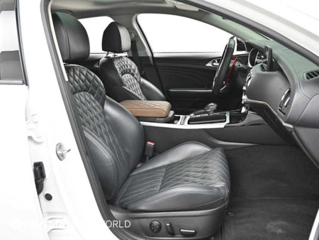 Kia Stinger — photo 10