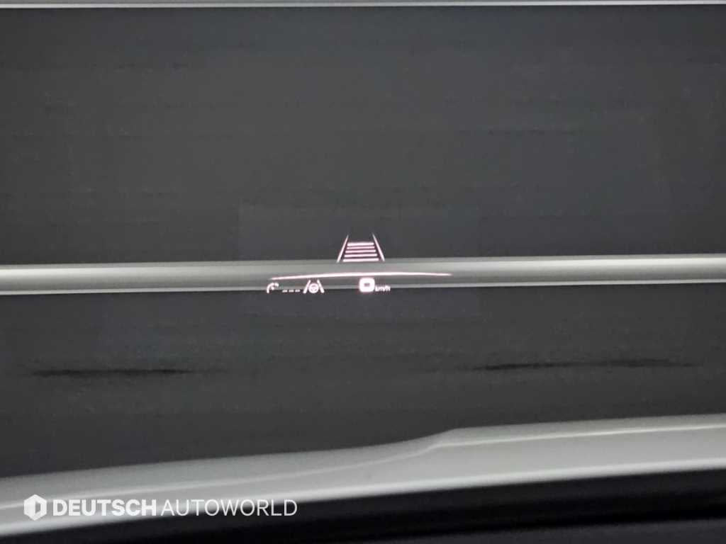 Porsche Cayenne — photo 17
