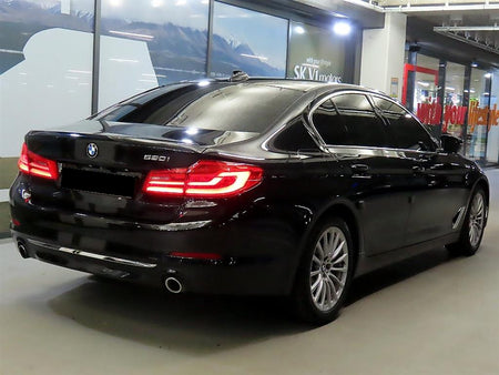 BMW 5-Series — photo 04