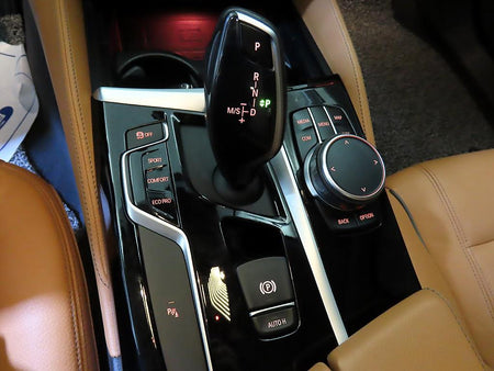 BMW 5-Series — photo 12