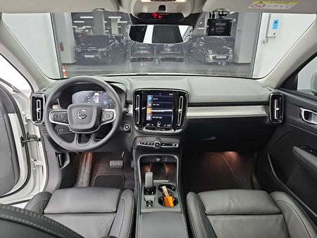Volvo XC40 — photo 07