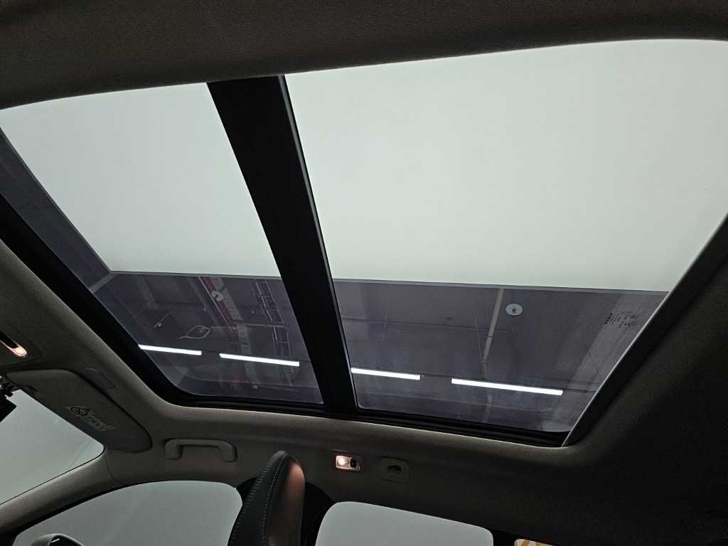 Volvo XC40 — photo 13