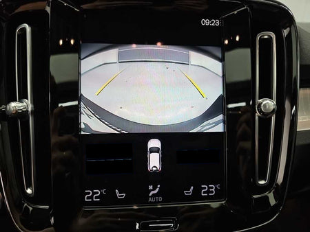 Volvo XC40 — photo 15