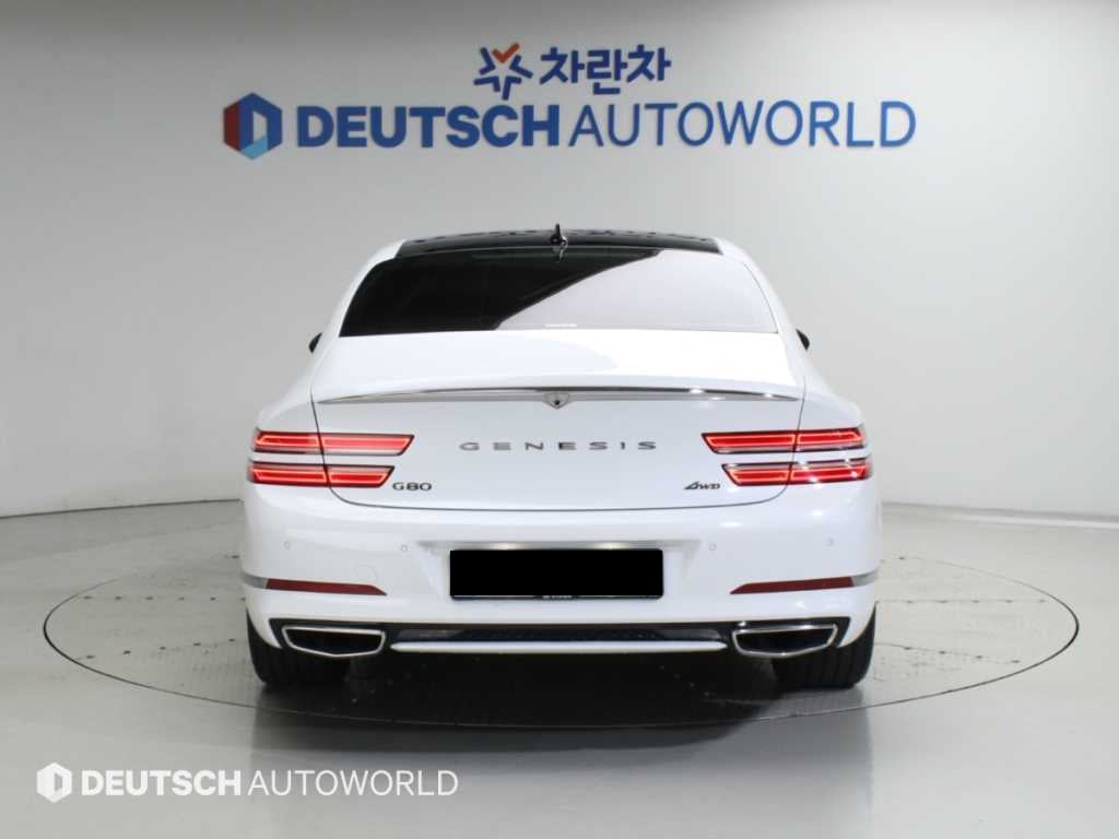 Genesis G80 — photo 04