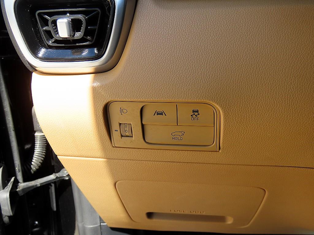 Kia Sorento — photo 11