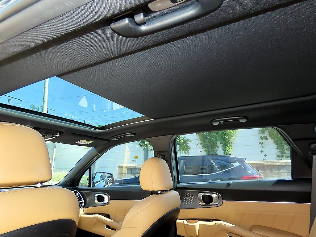 Kia Sorento — photo 14