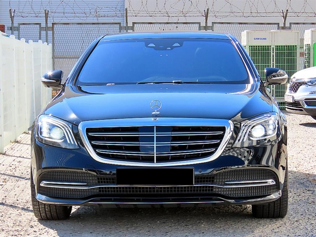 Mercedes-Benz S-Class — photo 01