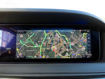 Mercedes-Benz S-Class — photo 15