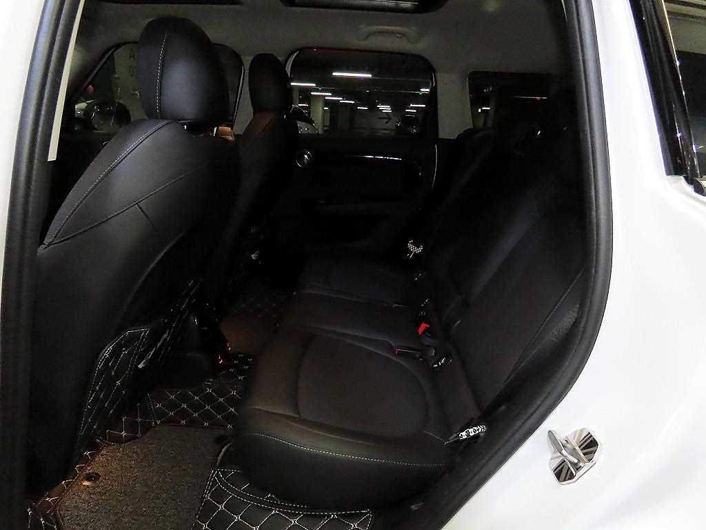 Mini Countryman — photo 07