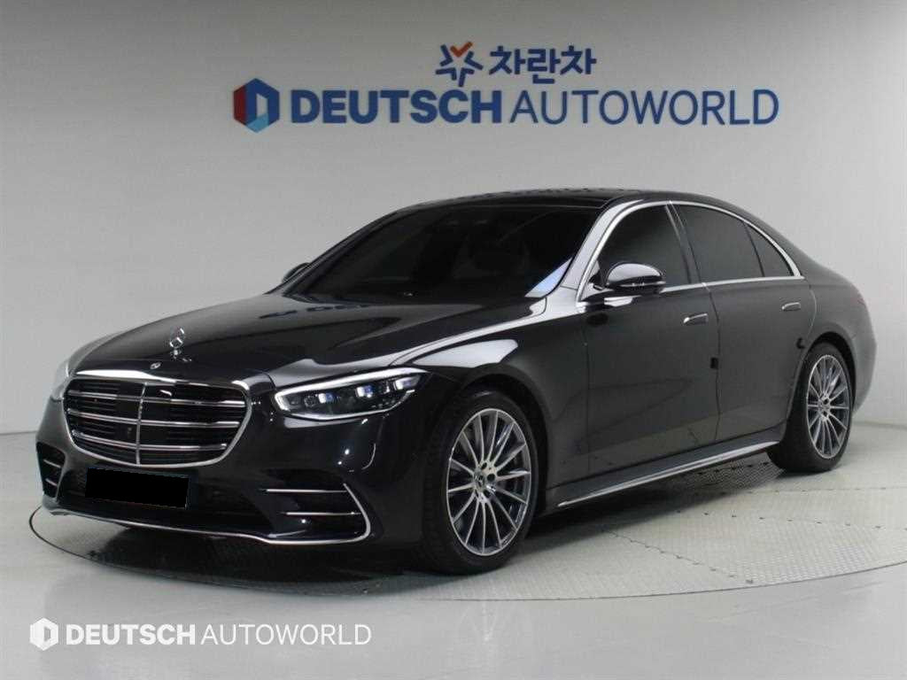 Mercedes-Benz S-Class — photo 01