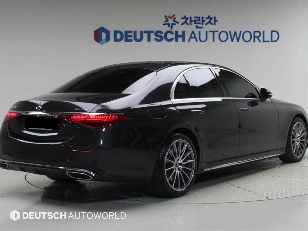 Mercedes-Benz S-Class — photo 02