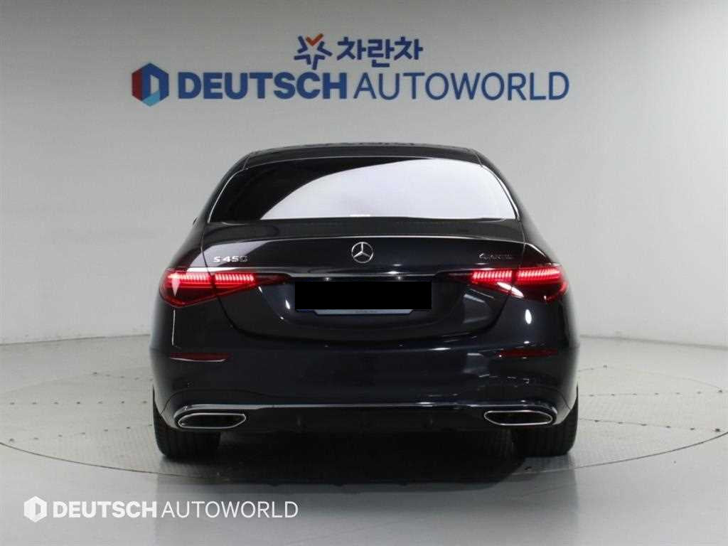Mercedes-Benz S-Class — photo 04