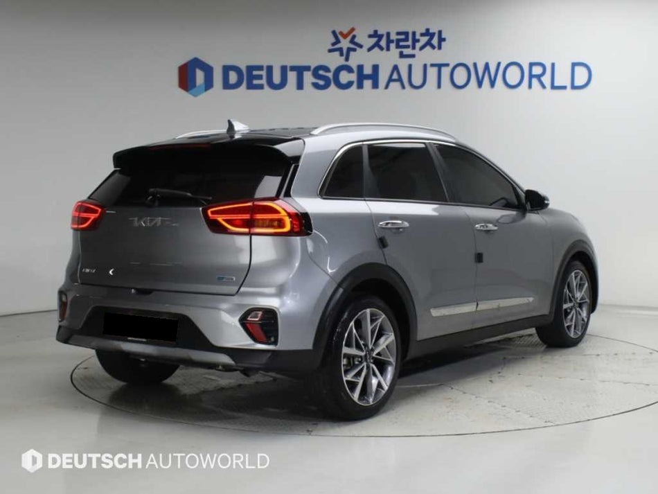 Kia Niro — photo 02