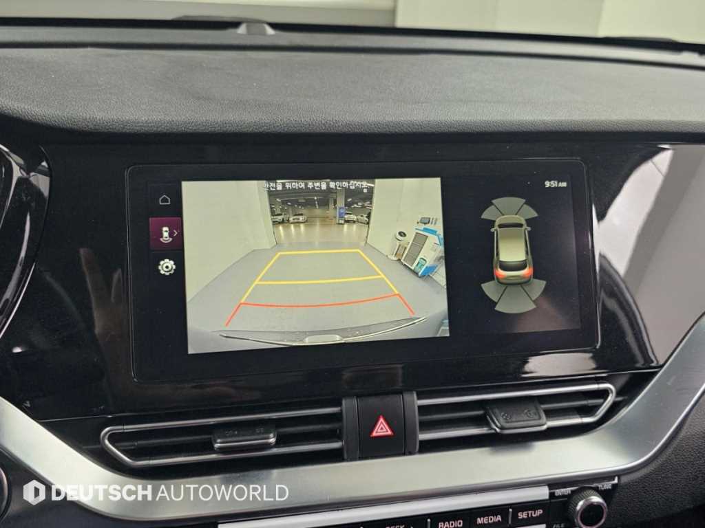 Kia Niro — photo 15