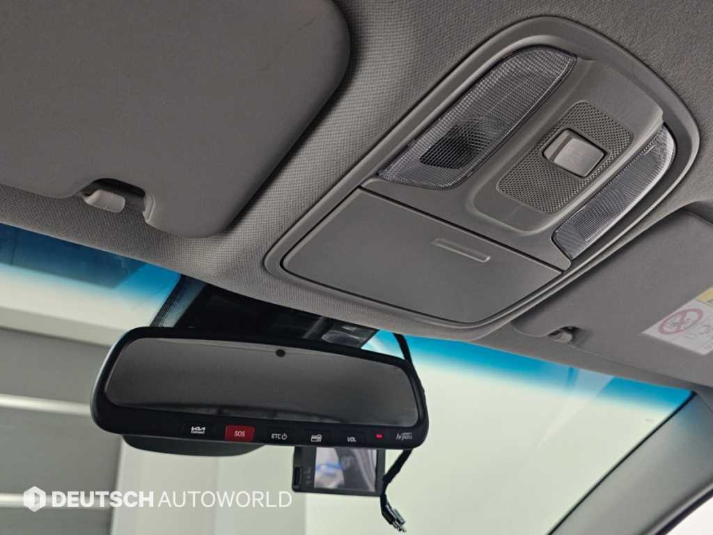 Kia Niro — photo 18