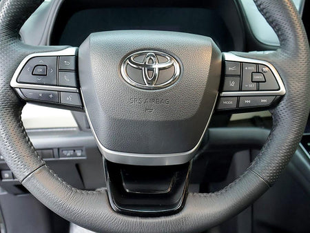 Toyota Sienna — photo 14