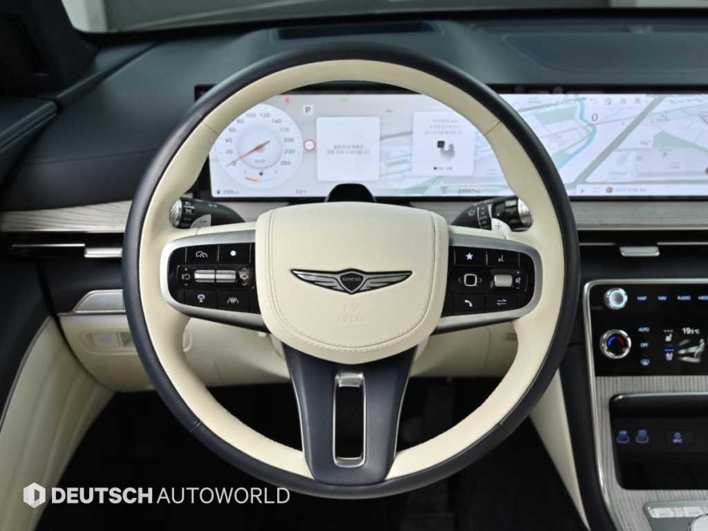 Genesis GV80 — photo 14