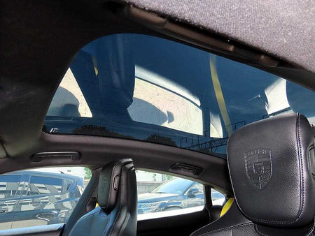 Porsche Taycan — photo 17
