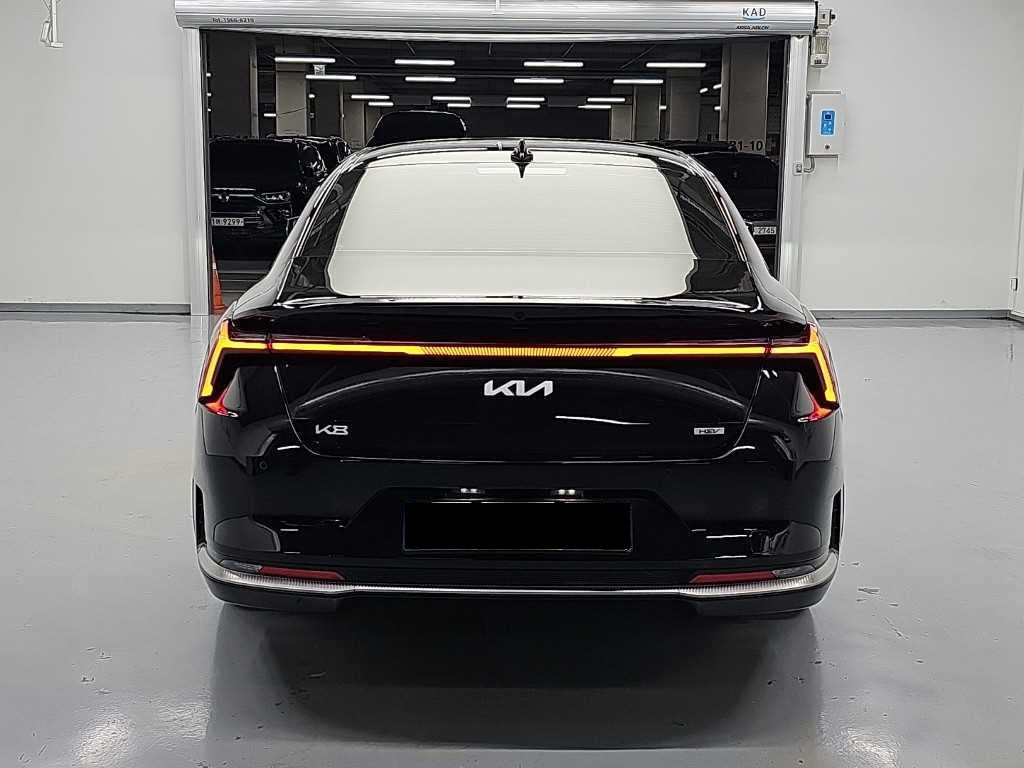 Kia K8 — photo 03