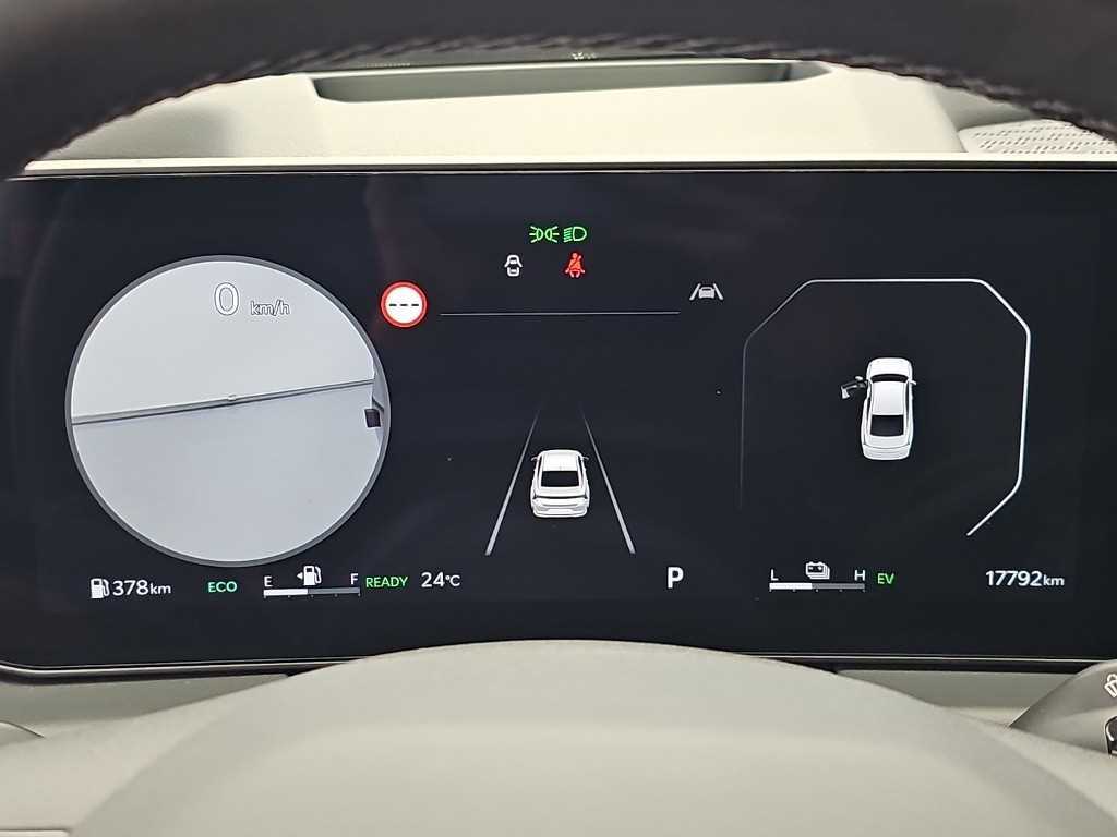 Kia K8 — photo 06