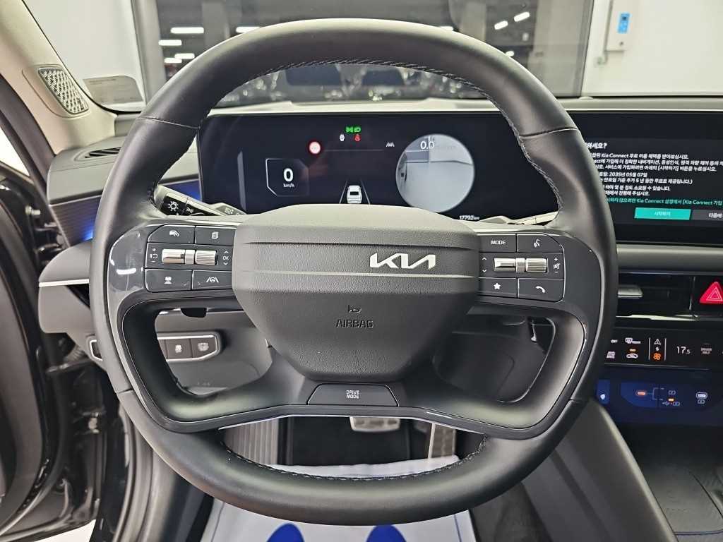 Kia K8 — photo 09