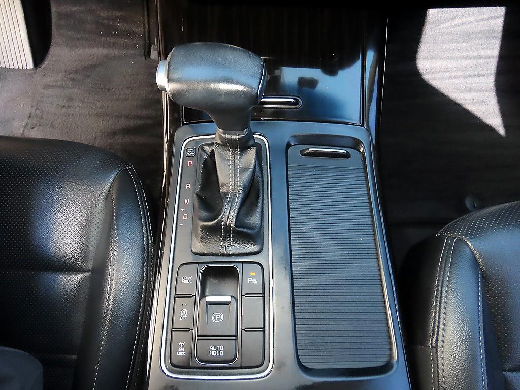 Kia Sorento — photo 10