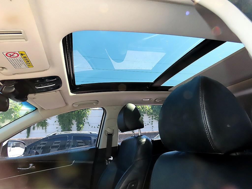 Kia Sorento — photo 16