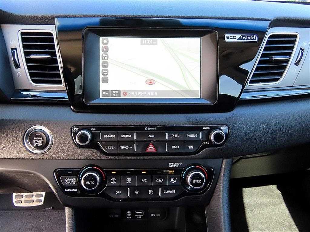 Kia Niro — photo 14