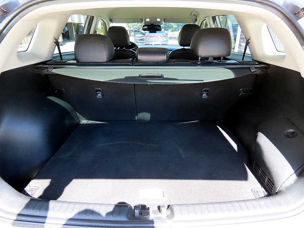 Kia Niro — photo 17