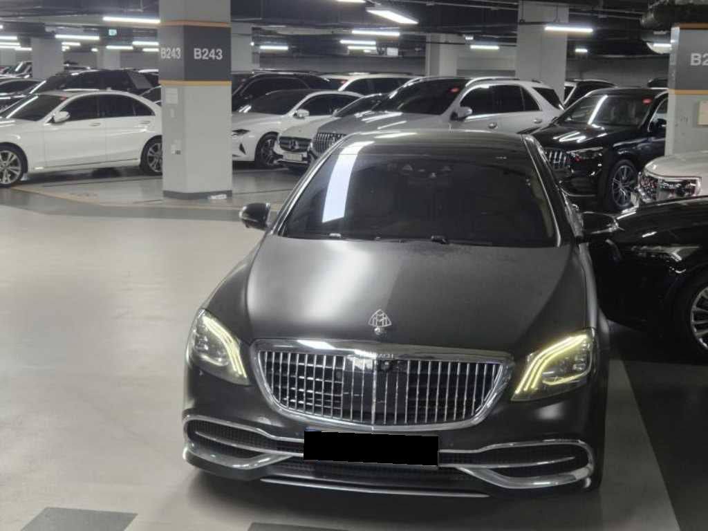 Mercedes-Benz S-Class — photo 04