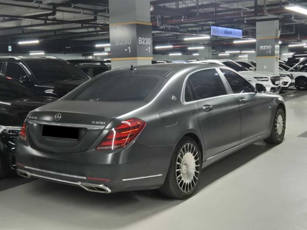 Mercedes-Benz S-Class — photo 05