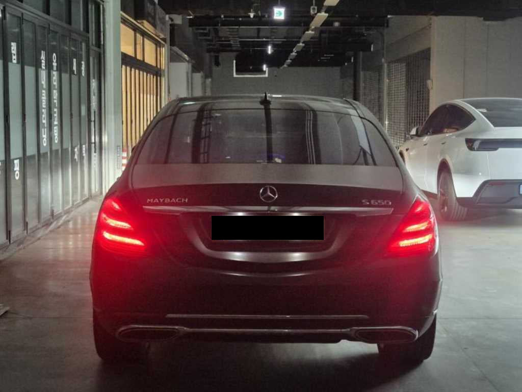 Mercedes-Benz S-Class — photo 10