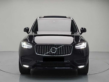 Volvo XC90 — photo 02