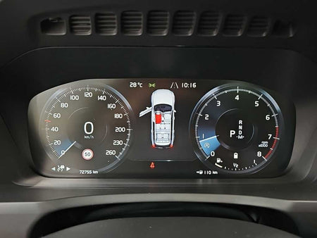 Volvo XC90 — photo 06