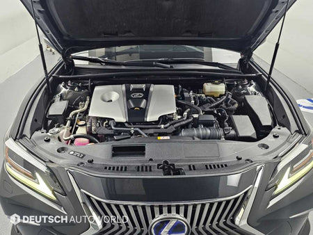 Lexus ES — photo 06
