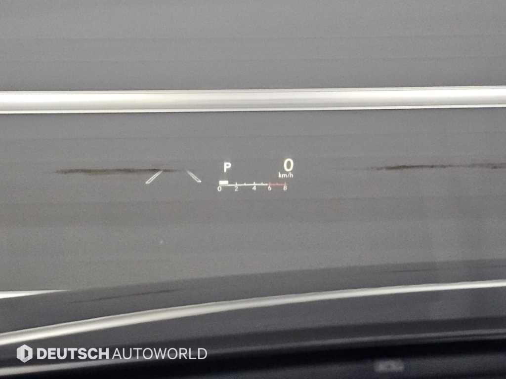 Lexus ES — photo 17